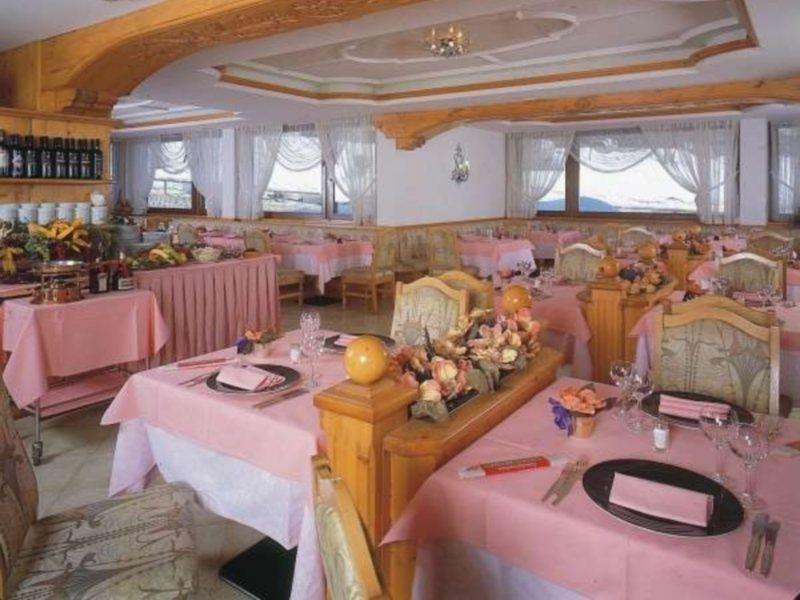 Hotel St. Raphael Madonna エクステリア 写真
