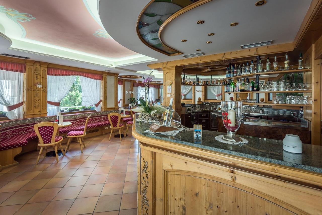 Hotel St. Raphael Madonna エクステリア 写真