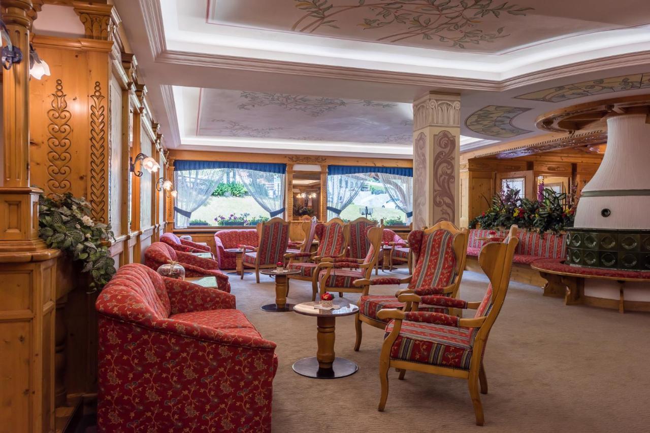 Hotel St. Raphael Madonna エクステリア 写真